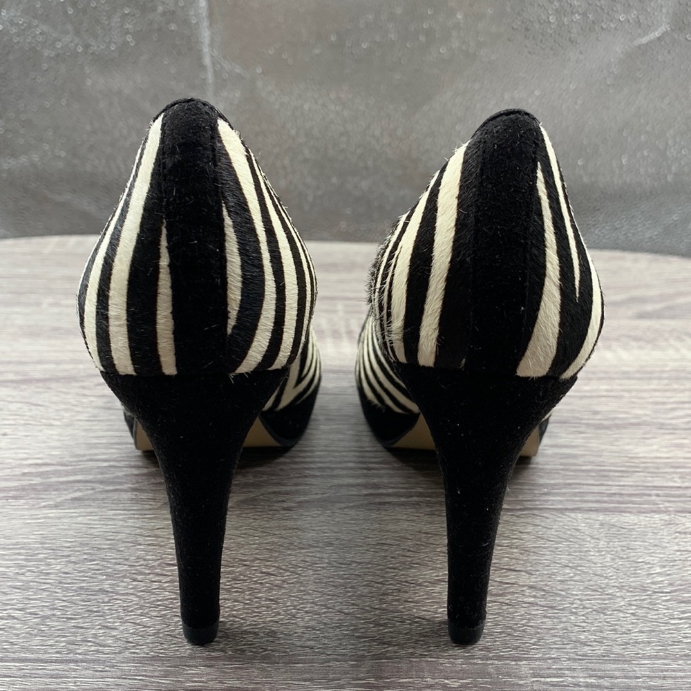 NEW! Chico’s Zebra Print Leather & Fur Heels Slip-ons. 6M. - Picture 7 of 10